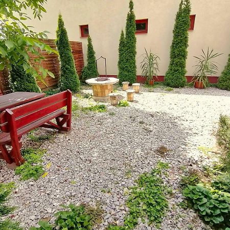 Villa AIDA Apartman Hajdúszoboszló Esterno foto