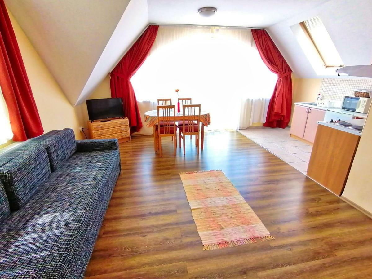 Villa AIDA Apartman Hajdúszoboszló Esterno foto