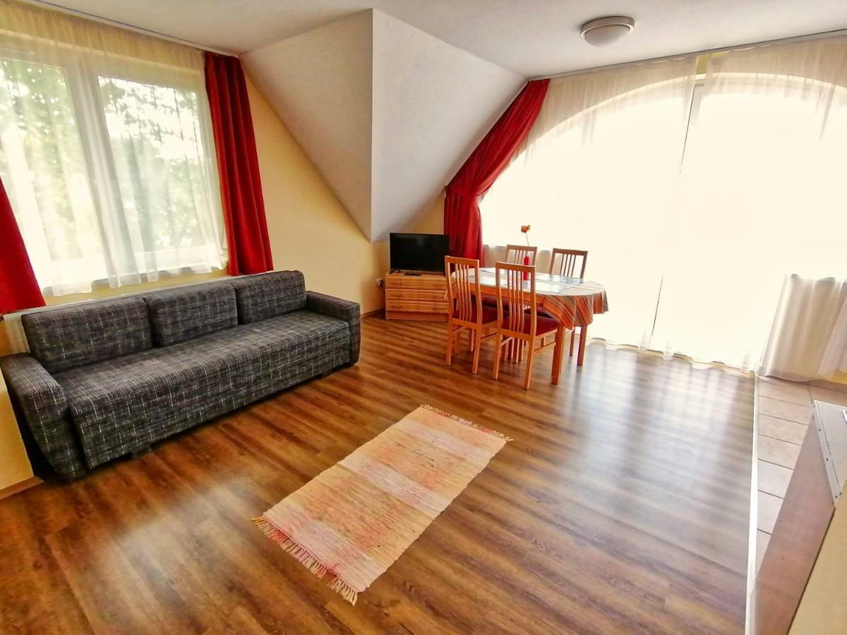 Villa AIDA Apartman Hajdúszoboszló Esterno foto